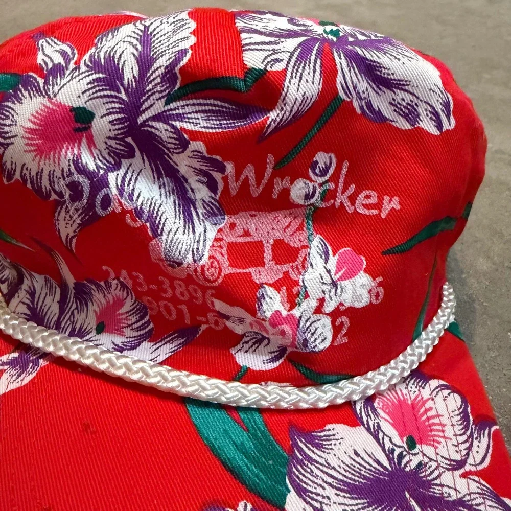 VTG San‎ Sun Snapback Hat Mens OSFA Red Floral Hawaiian Wrecker Rope Trucker Cap